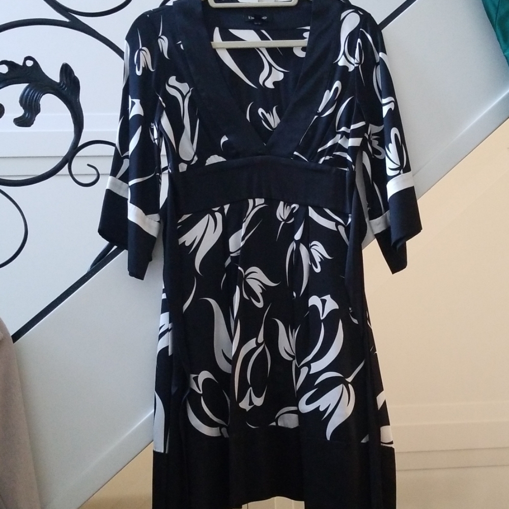 Floral pattern black and white dress